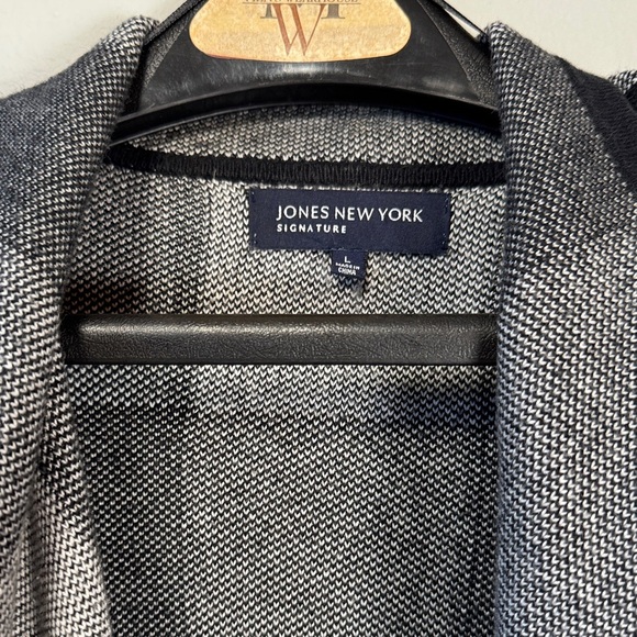Jones New York Black and White Checkered Cardigan - Picture 2 of 8